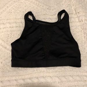 Black sports bra